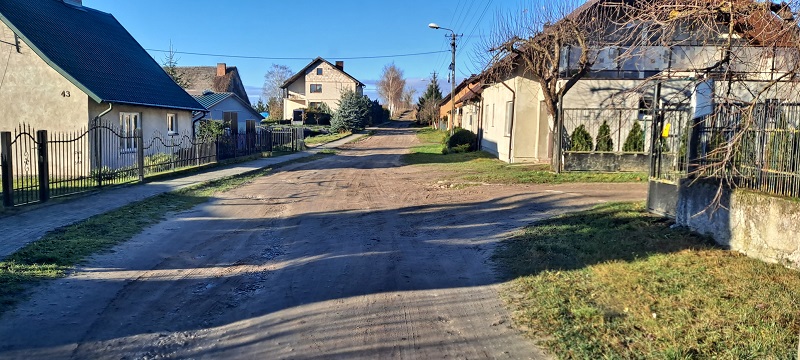 Droga w Dużej Cerkwicy